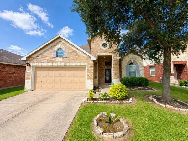 8806 Inglebrook Lane, Houston, TX 77083