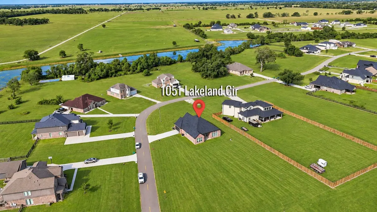 1051 Lakeland Circle, Rosharon, TX 77583 - #1
