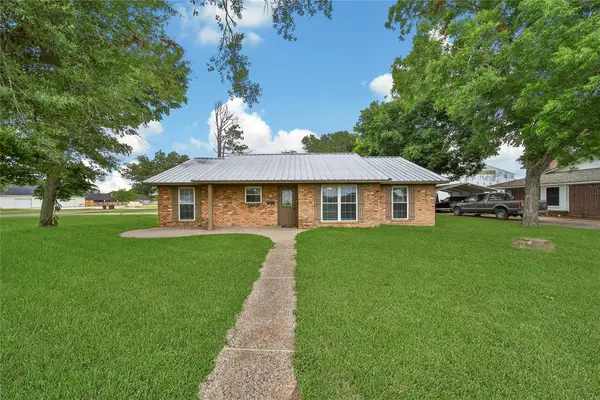 32242 Robin Lane, Waller, TX 77484