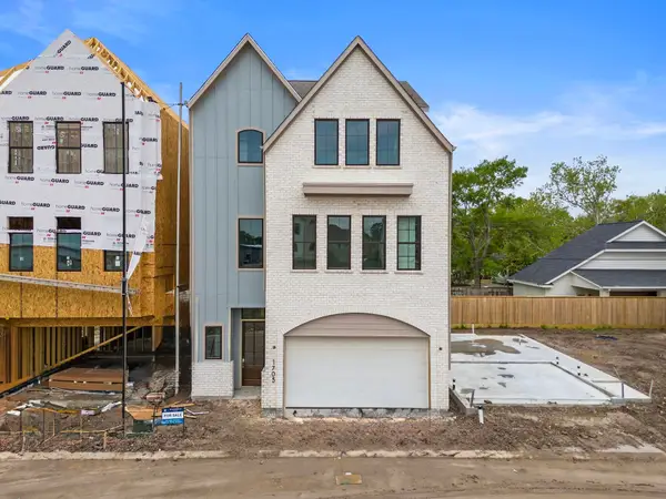 1705 Bologna Lane, Houston, TX 77055