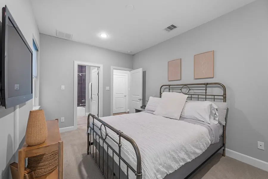 959 W 17th Street, Houston, TX 77008 - Image #3