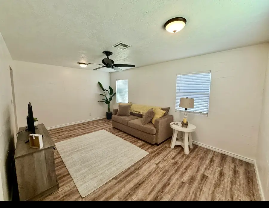 1002 Block Street, Port Neches, TX 77651 - #3