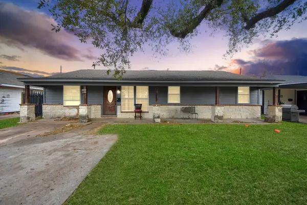 8630 Sonneville Drive, Houston, TX 77080