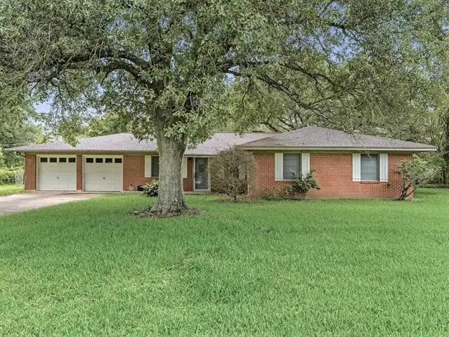 2020 35th Street, Orange, TX 77630 - #1