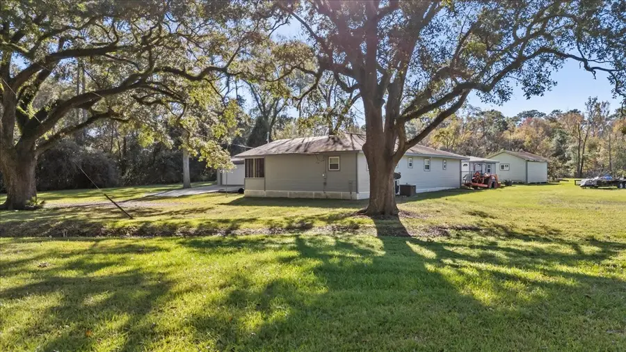 313 Roy Road, Wallisville, TX 77597 - Image #2