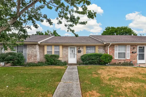 2302 Buchanan Drive, Baytown, TX 77520