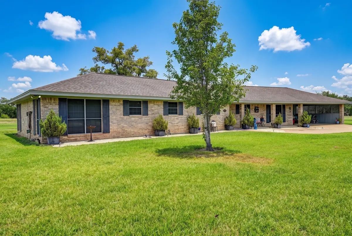 3230 S Fm 1291, Fayetteville, TX 78940 - #1