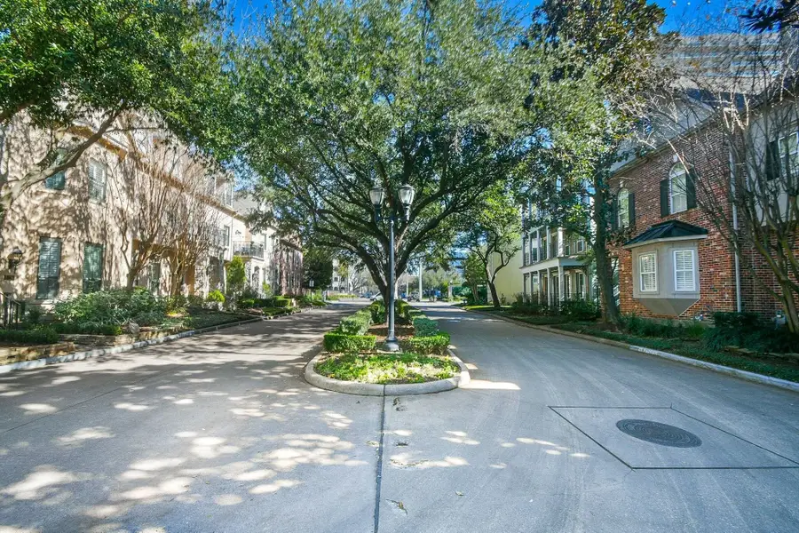 3326 Memorial Crest Boulevard, Houston, TX 77007 - #3