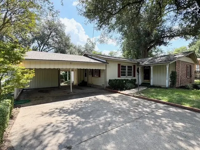 206 N 9th Street, Crockett, TX 75835 - Image #1