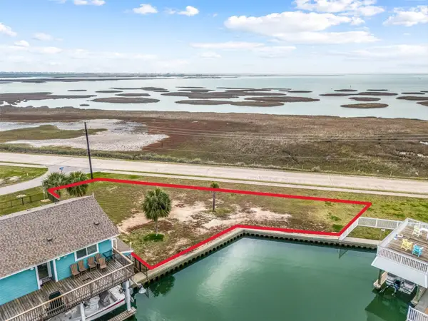 16714 Curlew Road, Jamaica Beach, TX 77554