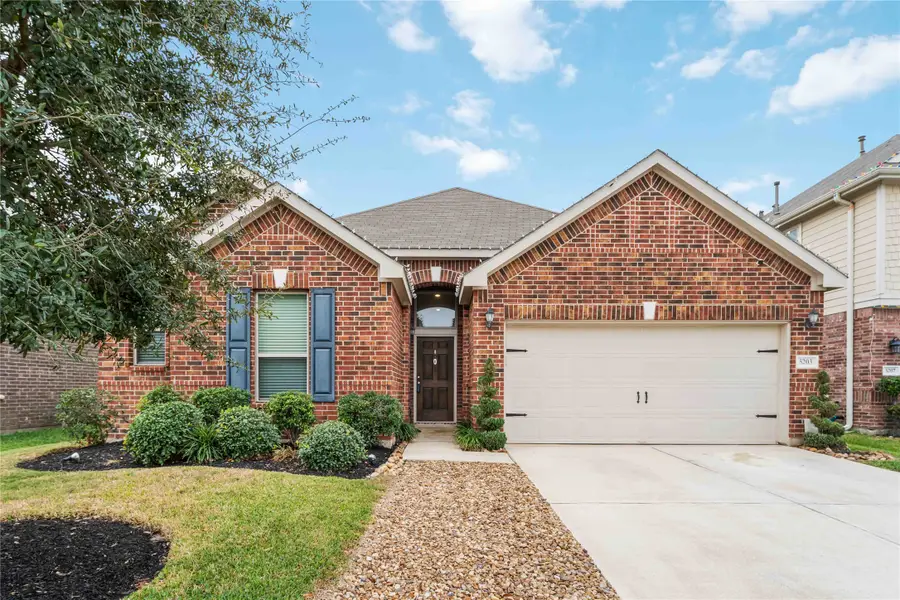 5203 Castle Discordia Street, Katy, TX 77493 - Image #2