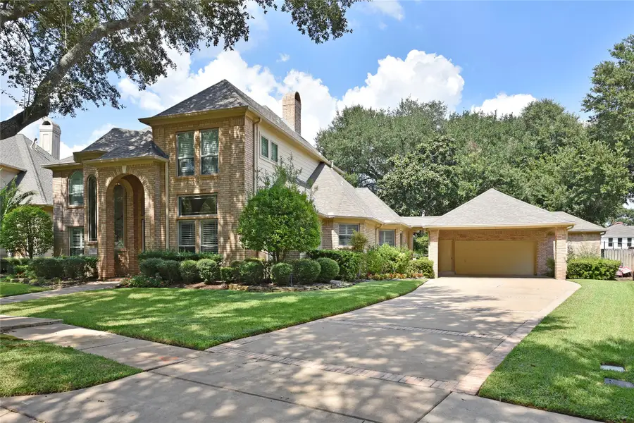 3315 Meadowside Drive, Sugar Land, TX 77478 - #2