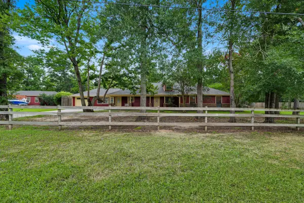 10985 Woods Lane, Cleveland, TX 77328