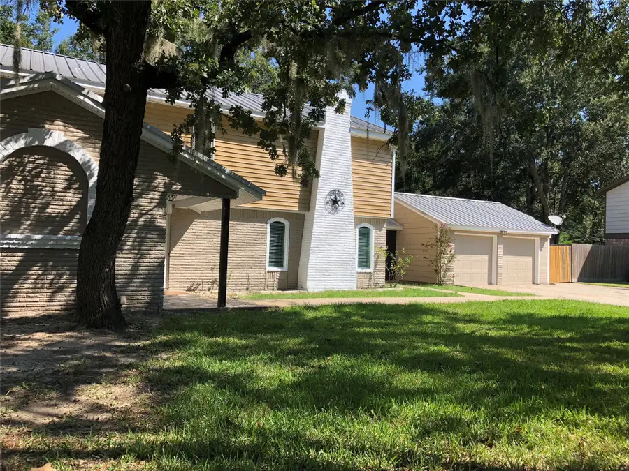 2606 N Woodloch Street, Woodloch, TX 77385 - #2