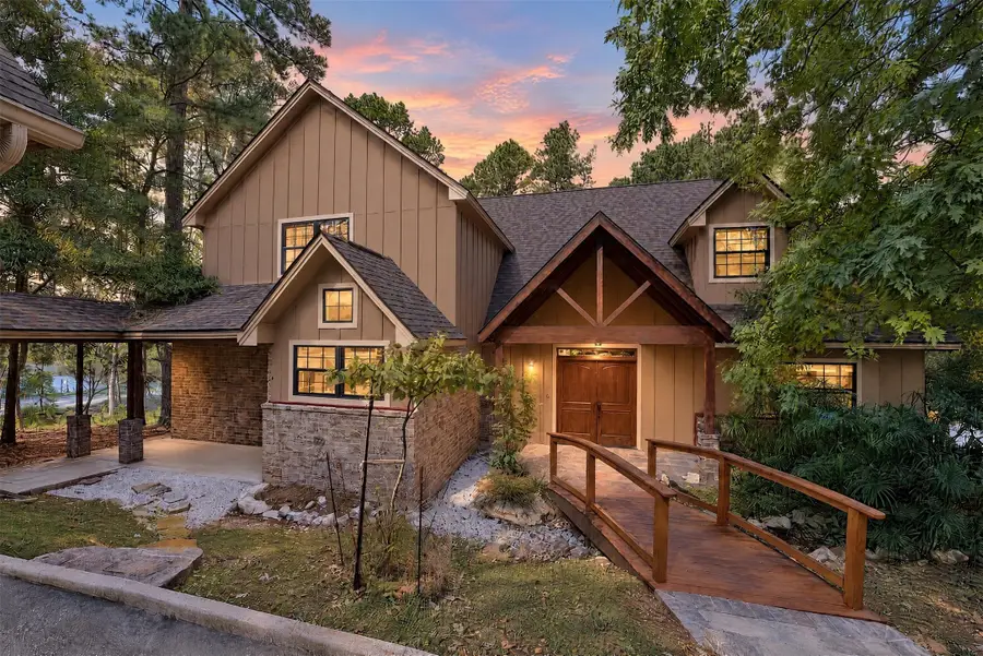 1913 East Lake Drive, Huntsville, TX 77340 - #2