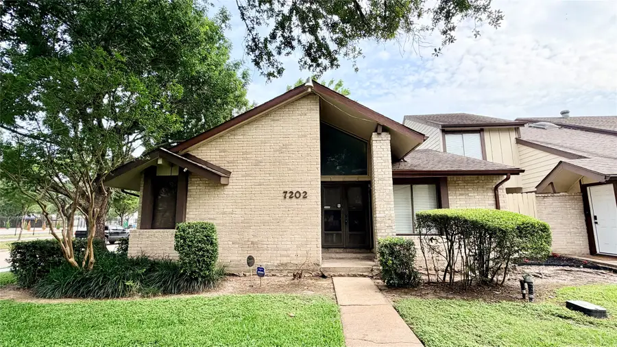 7202 S Dairy Ashford Road, Houston, TX 77072 - #2