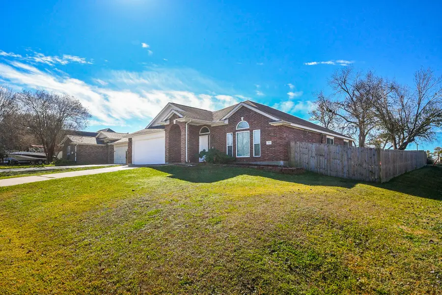 10823 Windswept, Montgomery, TX 77356 - Image #2