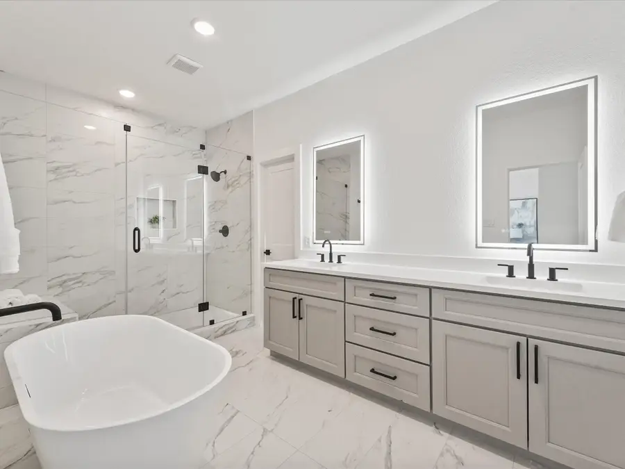 243 Rebecca Street #F, Houston, TX 77022 - #2