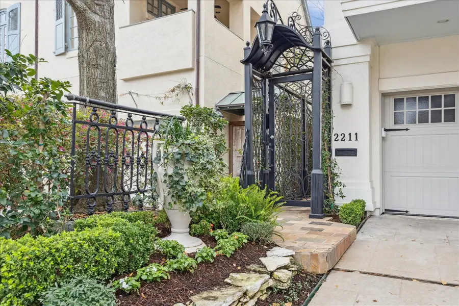 2211 Dunraven Lane, Houston, TX 77019 - #2