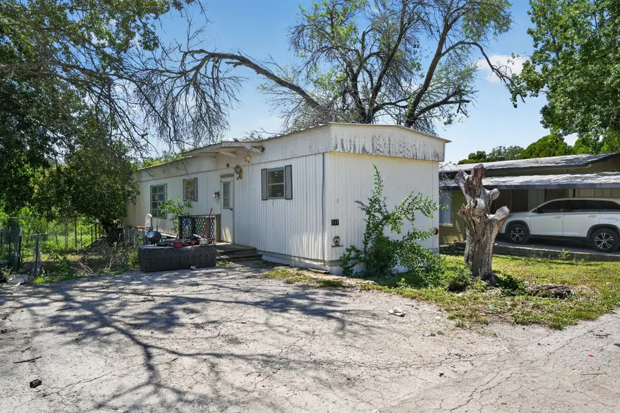 117 Broken Arrow Street, Brackettville, TX 78832 - #2