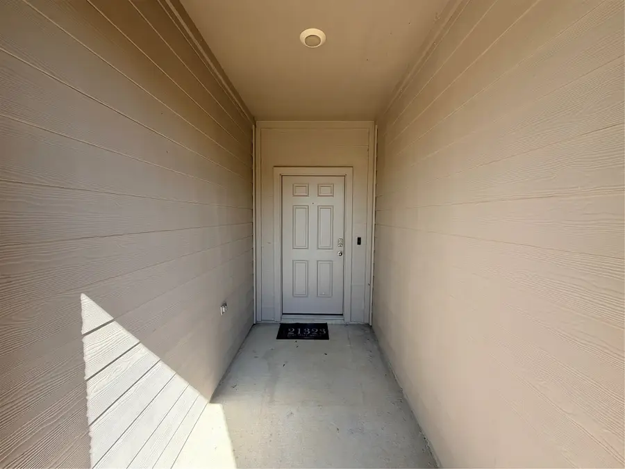 21323 Pine Mill Drive, New Caney, TX 77357 - Image #3