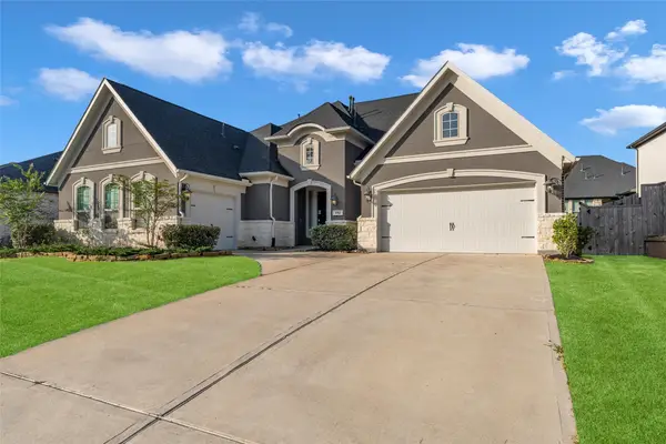 1014 Lakemont Bend Lane, Pinehurst, TX 77362
