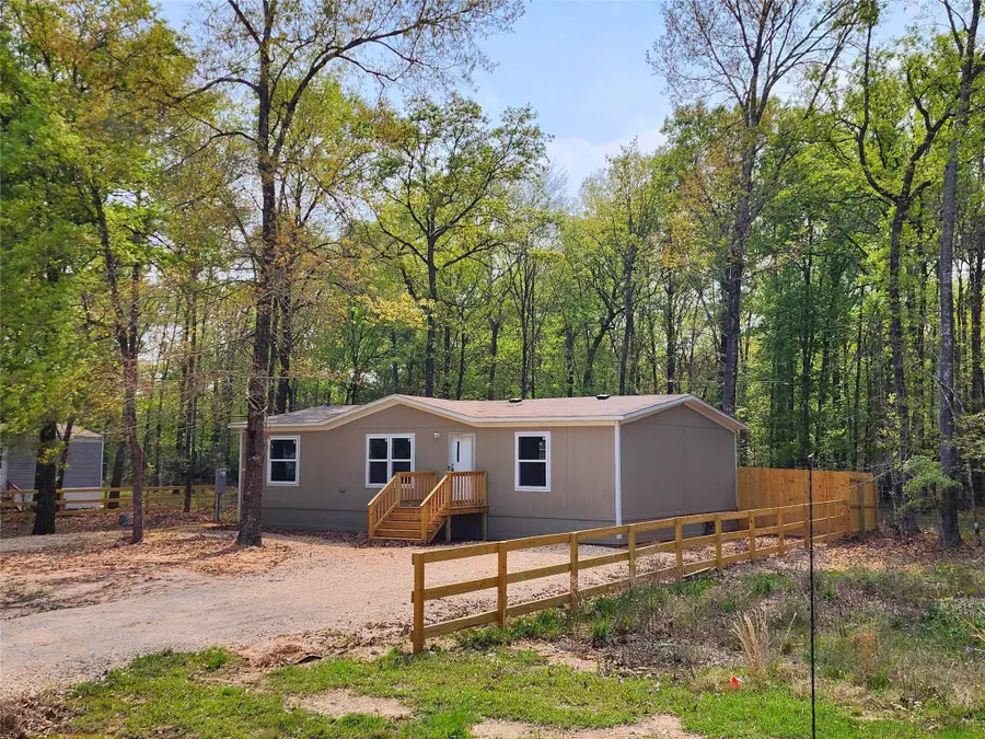 1010 Hidden Oaks Drive Drive, Point Blank, TX 77364 - #2