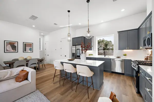 835 Elkhart Street #E, Houston, TX 77091