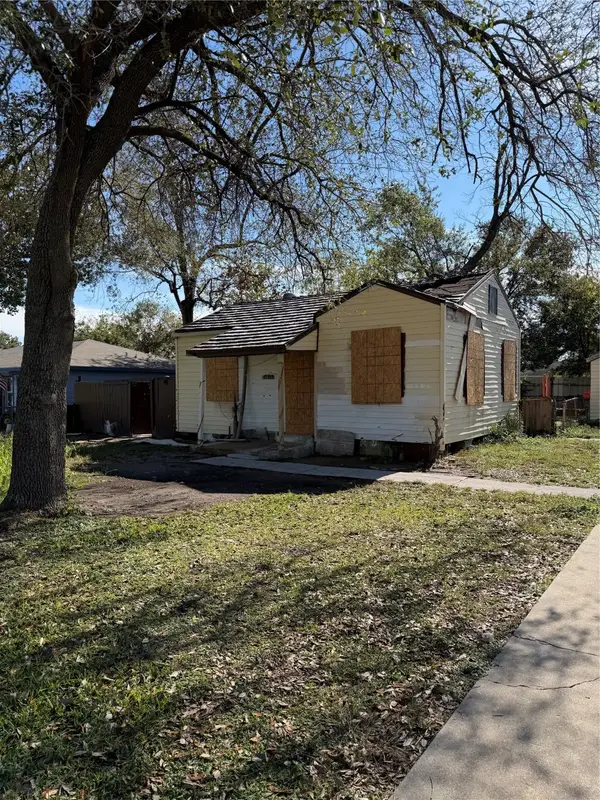 13434 Duluth Street, Houston, TX 77015