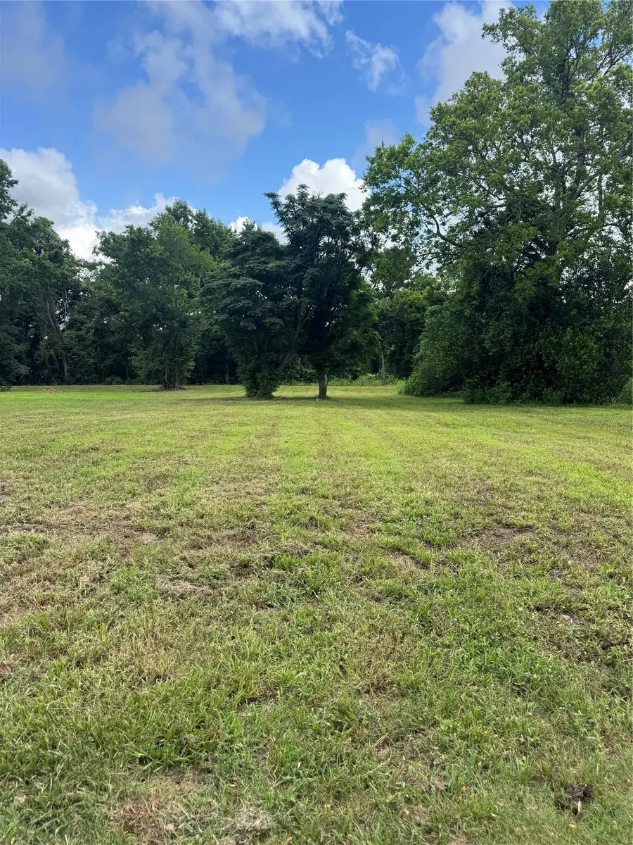 611 Trinity Street, Liberty, TX 77575 - #2
