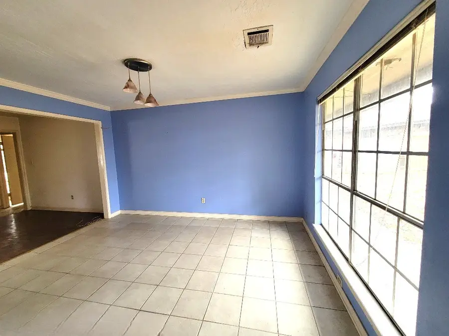 449 Stephen F Austin Drive, Conroe, TX 77302 - #2