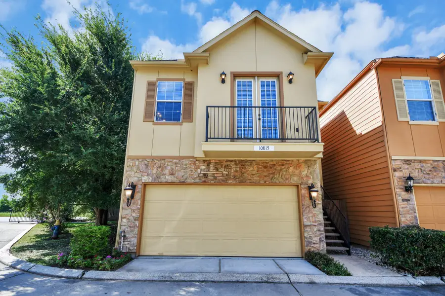 10815 Almeda Park Drive, Houston, TX 77045 - #2