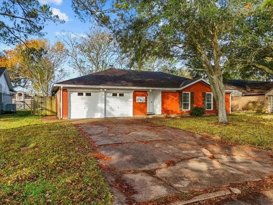 1506 Parkway Drive, Alvin, TX 77511 - Image #3