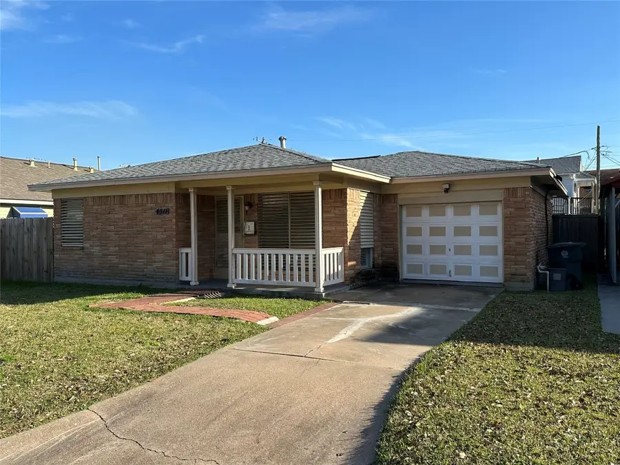 4511 Avenue R 1/2, Galveston, TX 77551 - #3