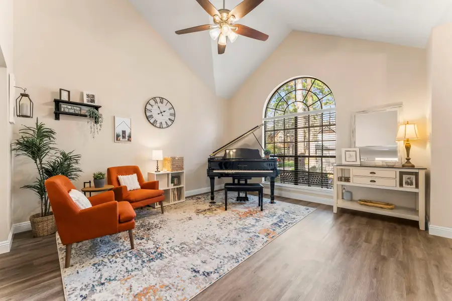 6 Dusky Meadow Place, The Woodlands, TX 77381 - Image #3