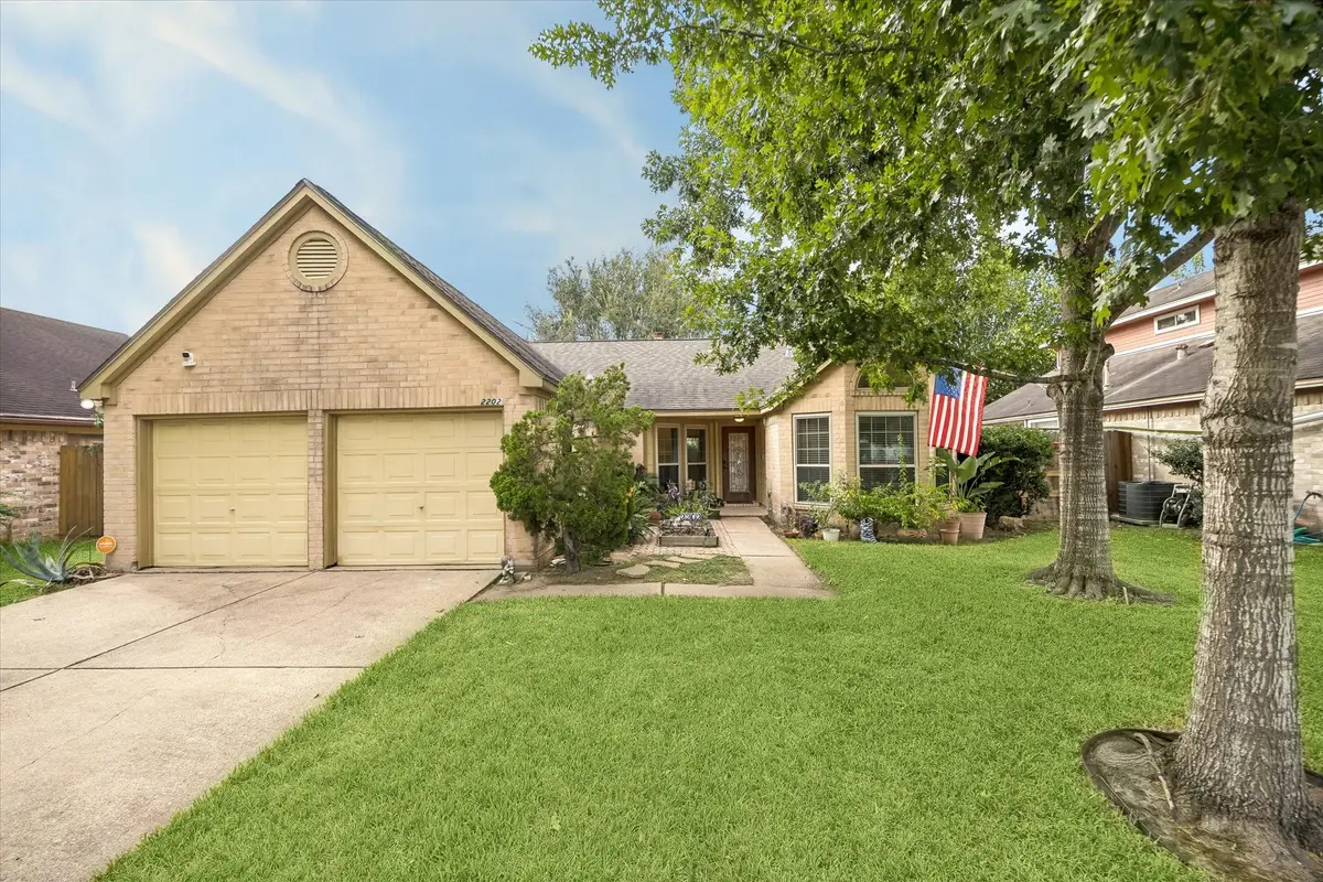 2202 Westwood Drive, Stafford, TX 77477 - #1