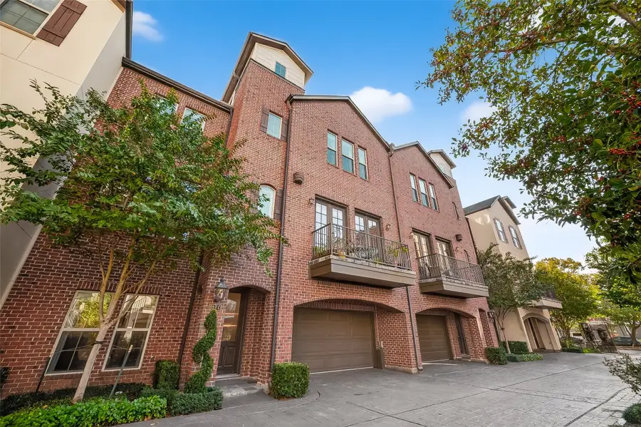 912 Lovett #C, Houston, TX 77006 - Image #3