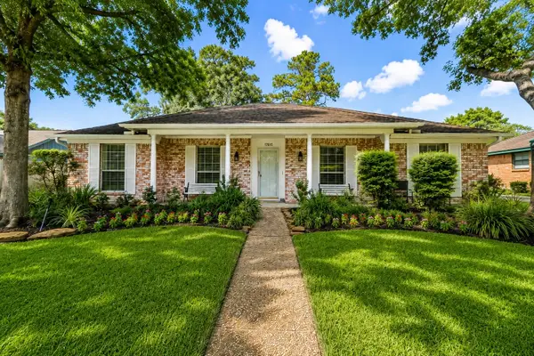17615 Sorrel Ridge Drive, Spring, TX 77388