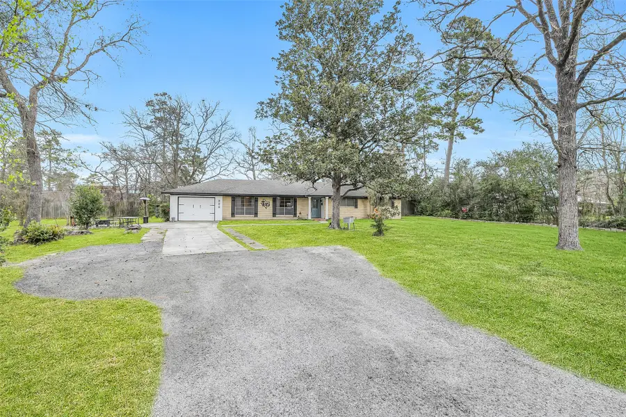 222 Hillcrest Drive, Conroe, TX 77303 - #2