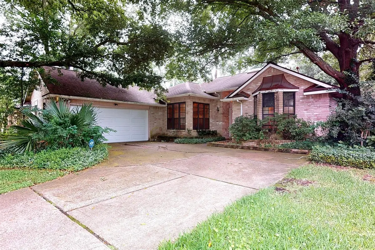 2611 Brookdale Drive, Kingwood, TX 77339 - #1