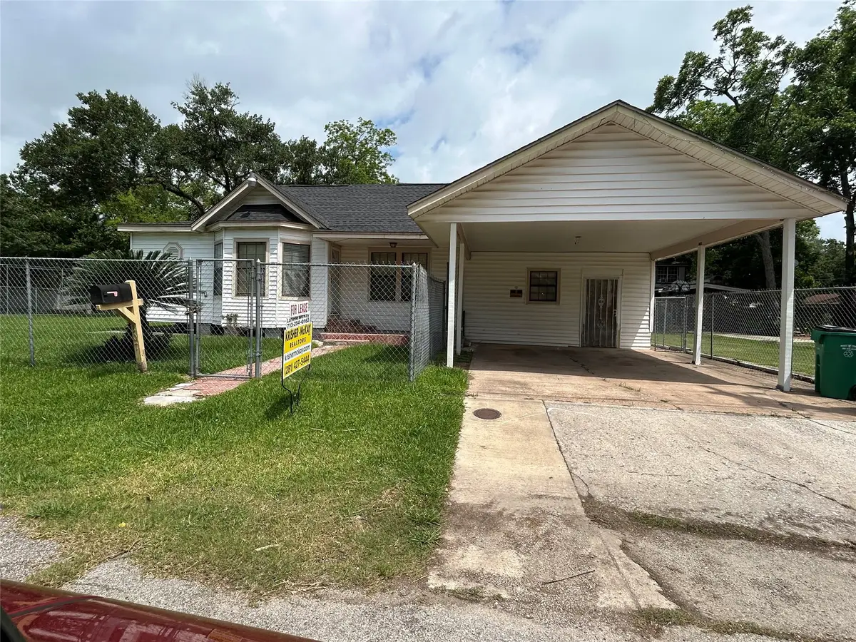 307 Hafer Street, Baytown, TX 77520 - #1