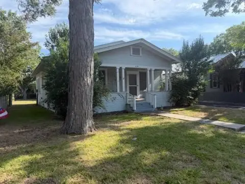 619 Bismark Street, Seguin, TX 78155