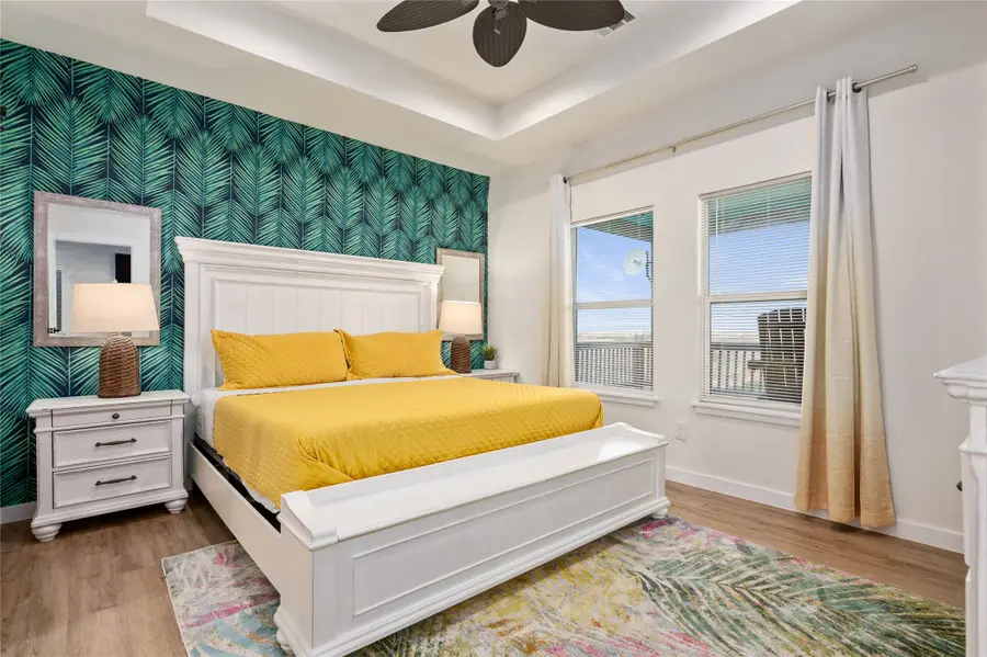 959 Honeysuckle, Crystal Beach, TX 77650 - Image #2