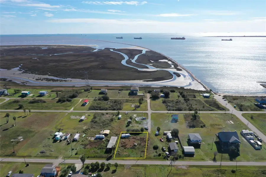 910 18th Street, Port Bolivar, TX 77650 - #3