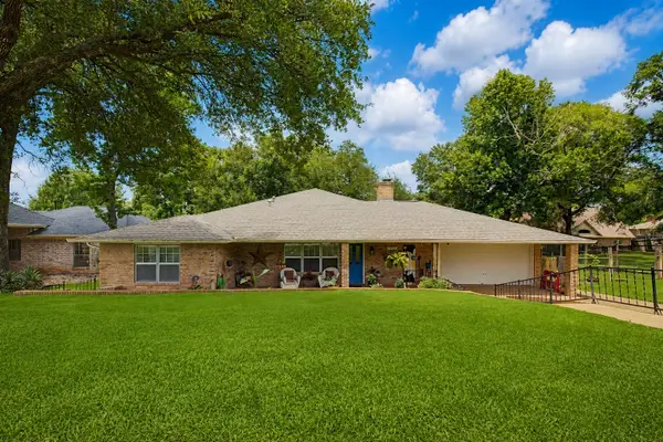 1450 Pleasant Valley Drive, Huntsville, TX 77340