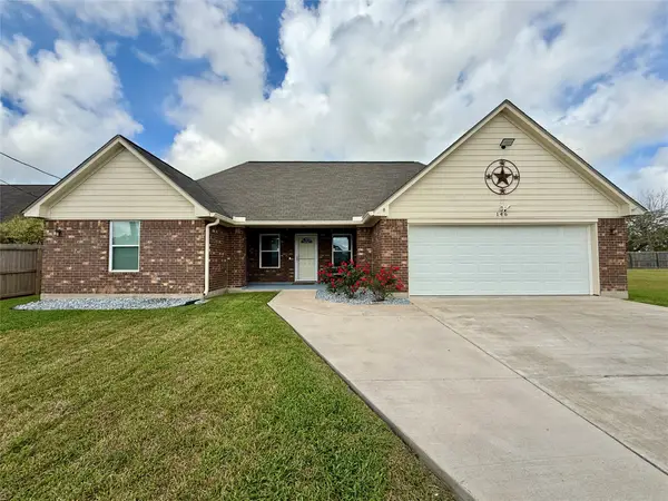 146 Ellis Lane, West Columbia, TX 77486