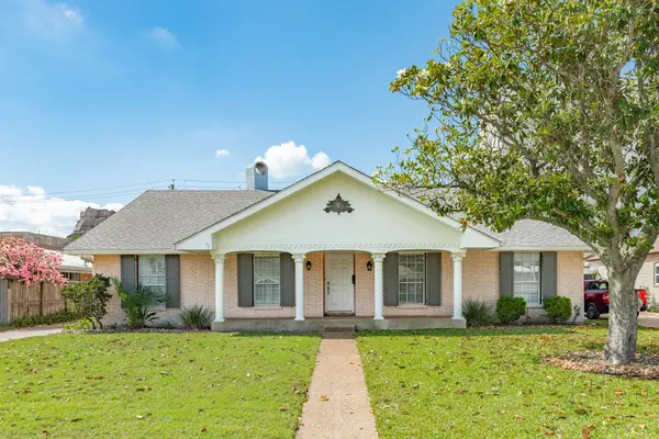 47 Adler Circle, Galveston, TX 77551