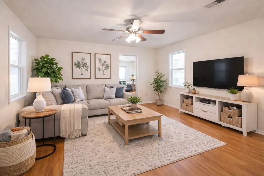 217 W Mulberry Avenue, Wharton, TX 77488 - #2