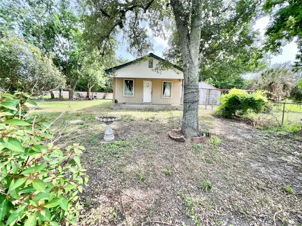 15119 Highway 6, Santa Fe, TX 77517