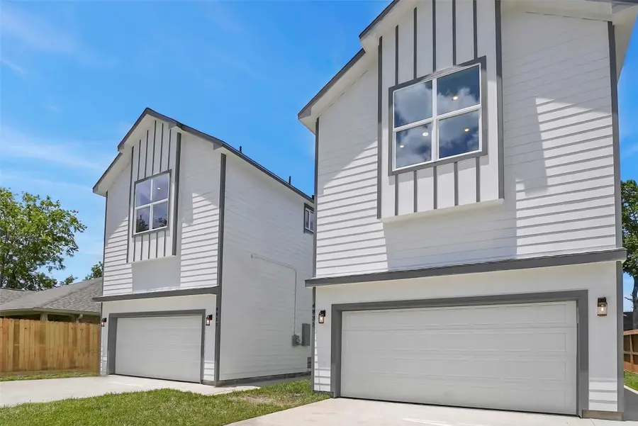 4833 Paula Street, Houston, TX 77033 - #2